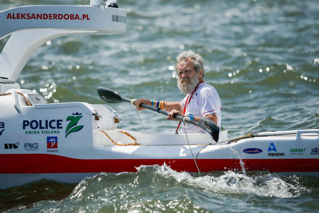 10Doba1 Olek kayaking